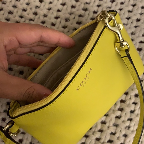 COACH wristlet - Picture 2 of 5